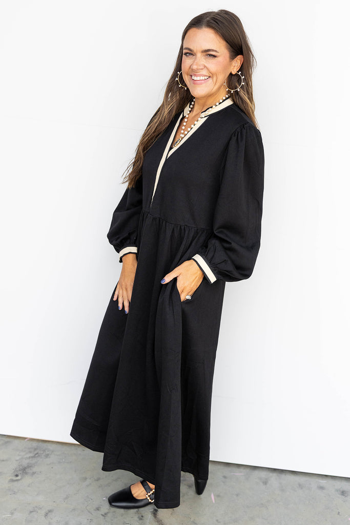 The Manhattan Muse Maxi- Black