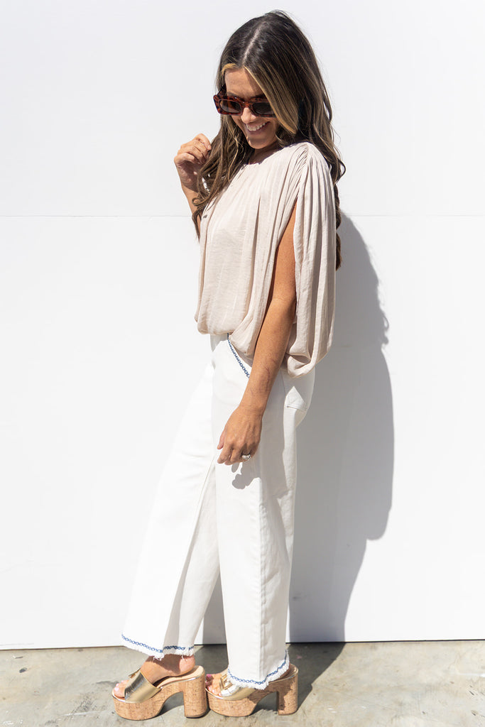 Heart Like A Truck Blouse - Papyrus