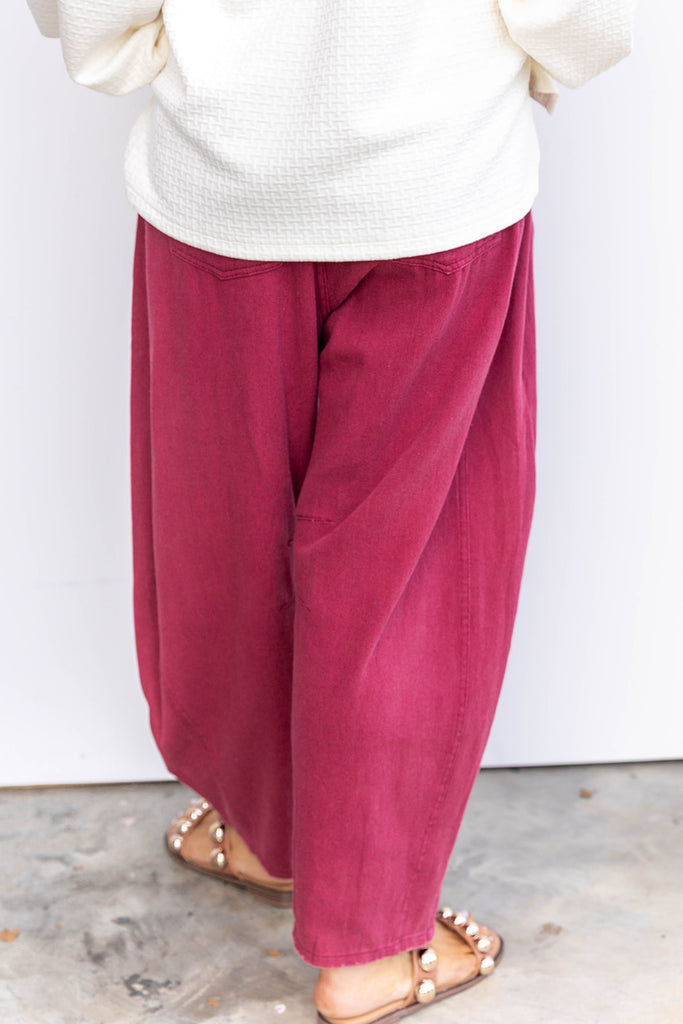 Vivid Fade Barrel Jeans - Washed Burgundy
