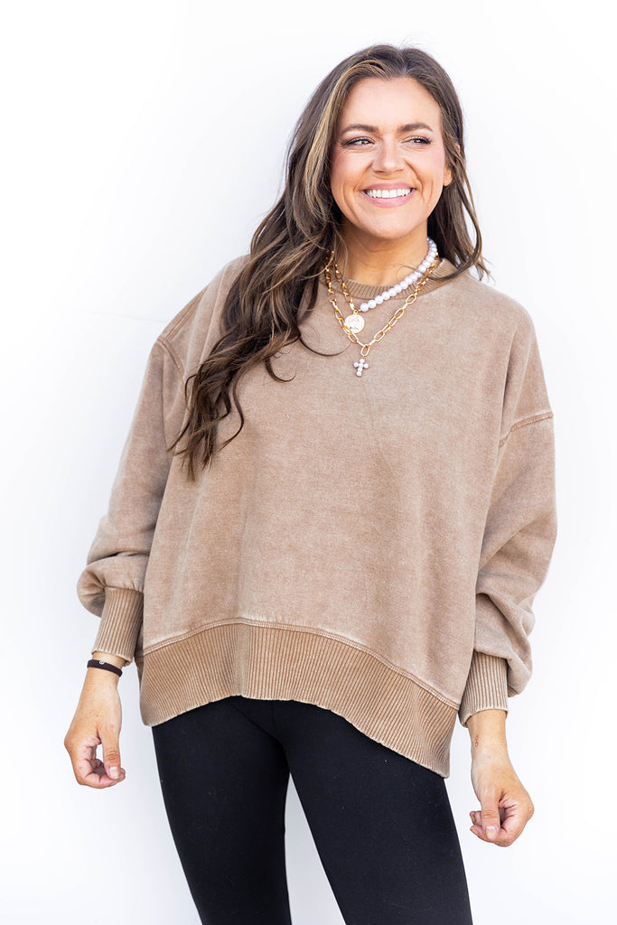 DB Lazy Luxe Pullover - Deep Camel