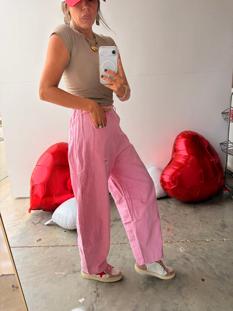 Vivid Fade Barrel Jeans - Washed Pink