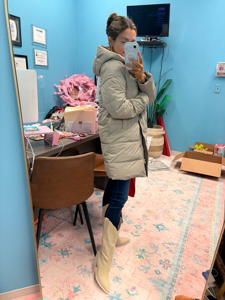 *DOORBUSTER* Winter Wink Puffer Jacker - Taupe