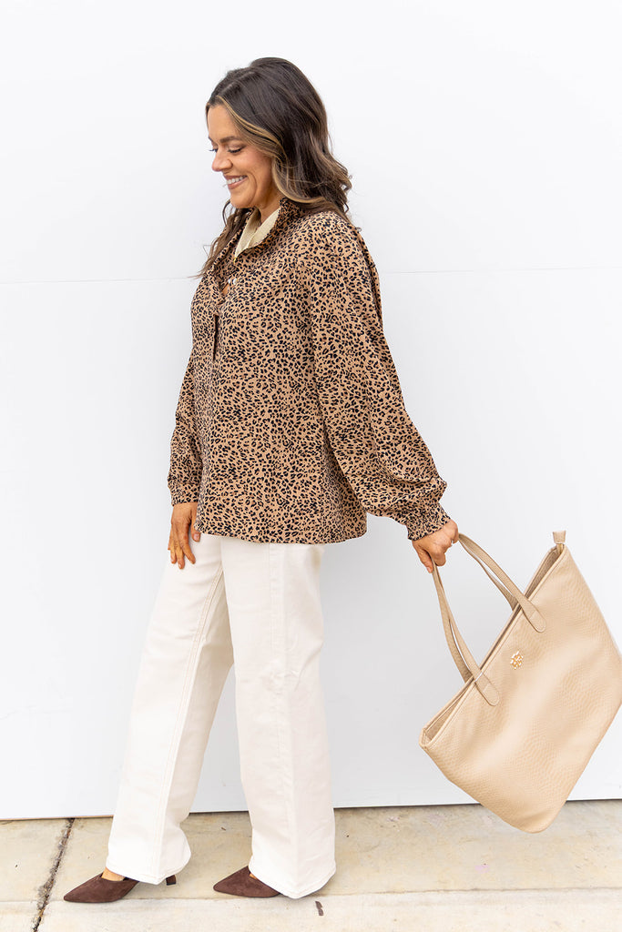 Wild & Neutral Top - Taupe