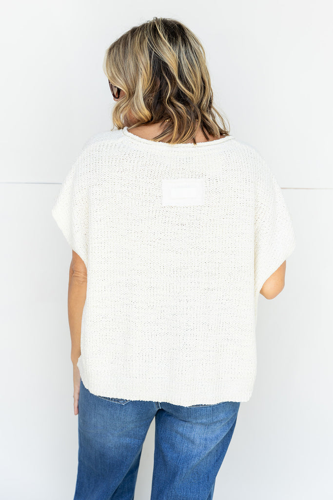 Sunday Market - Ivory