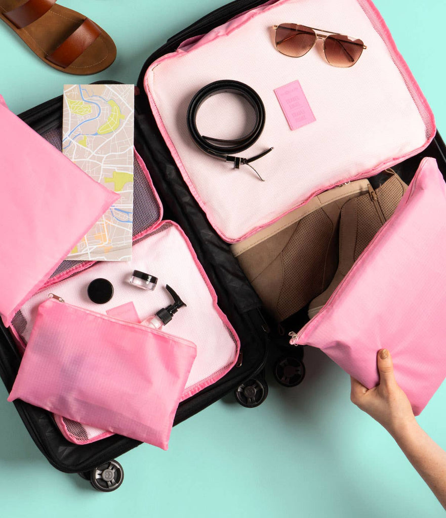 En Route Travel Cube Sets