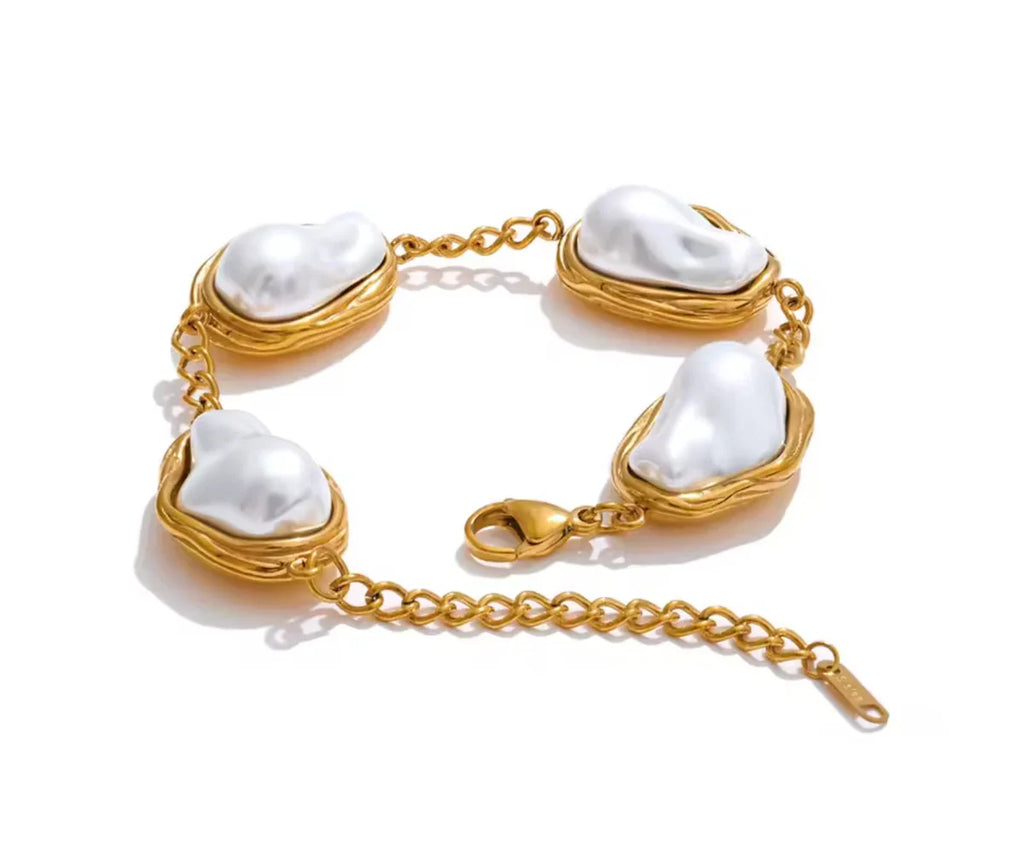 Maddie Pearl Bracelet