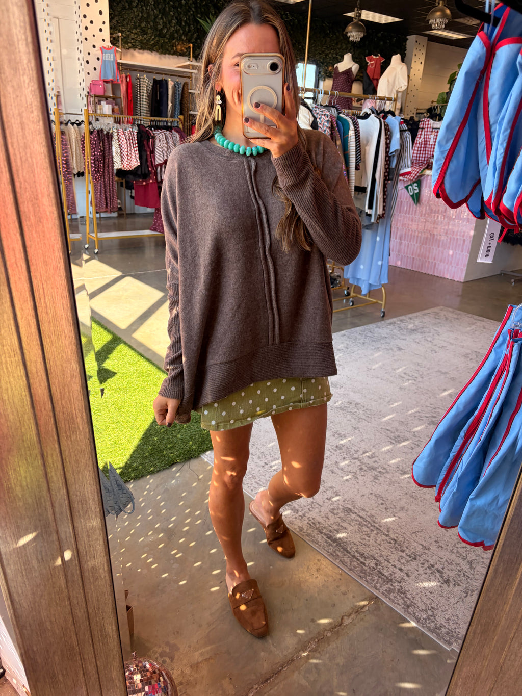 All around cozy - Chocolate Brown