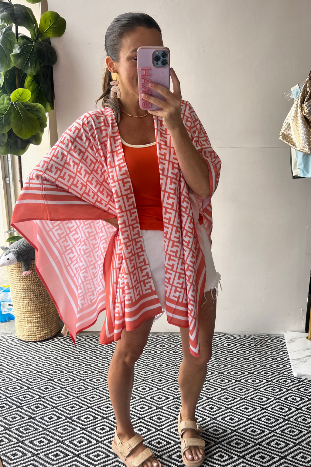Chasing Geos Poncho