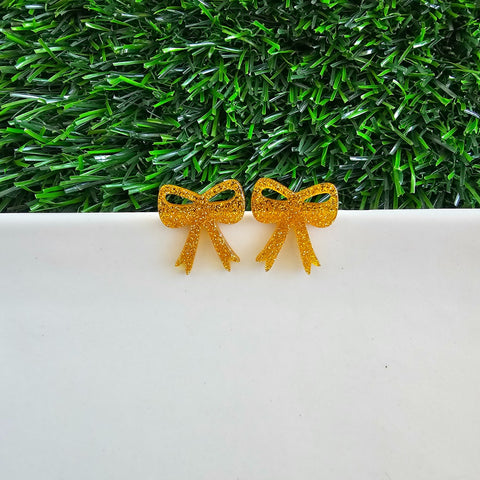 Bow Studs- Yellow Gold