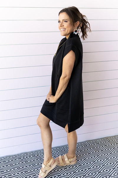 Daily Errands Quilted Dress - Black
