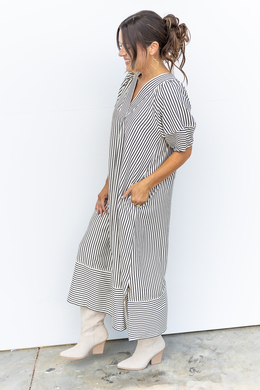 Striped Strolls - Black