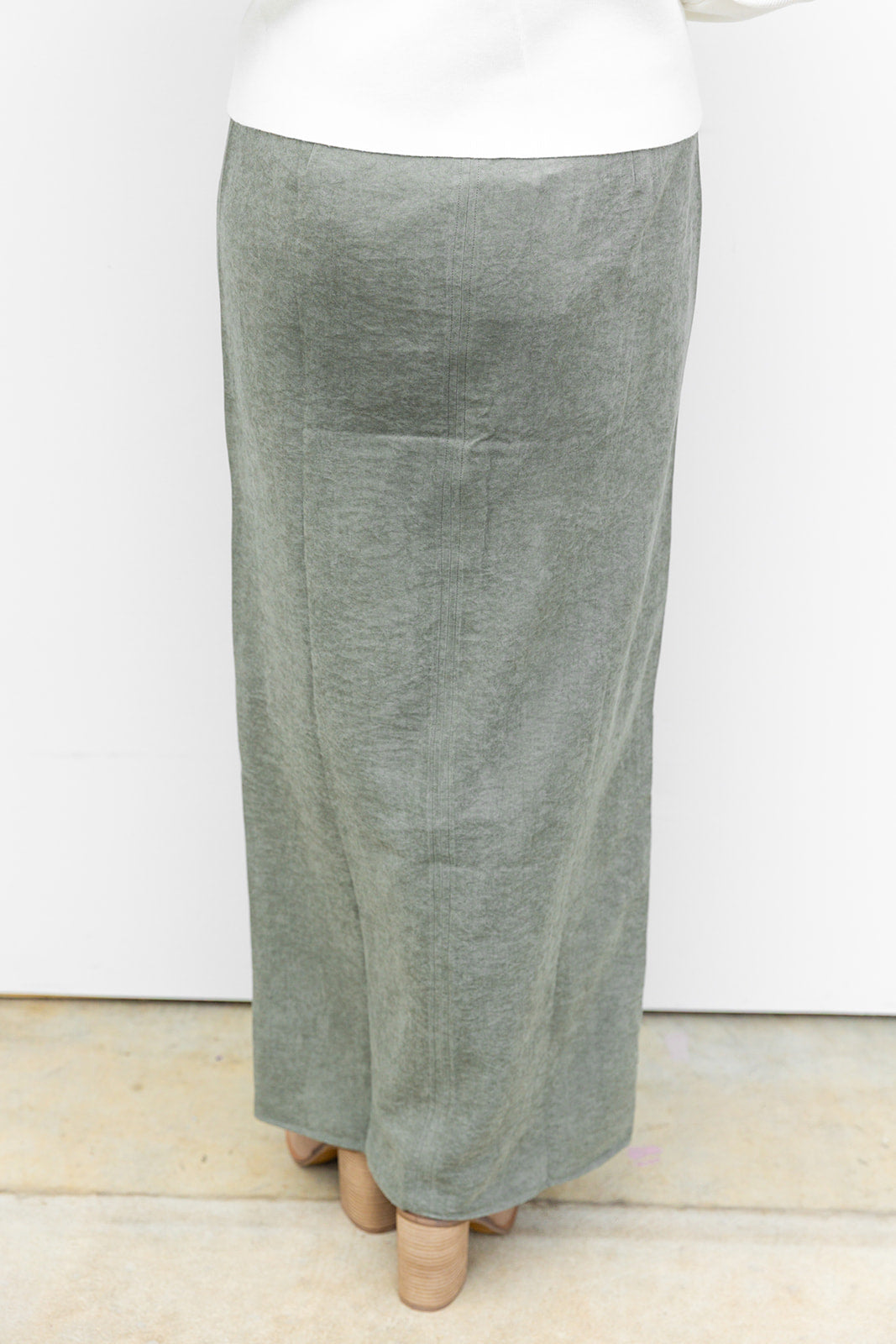Olive You Suede midi Skirt