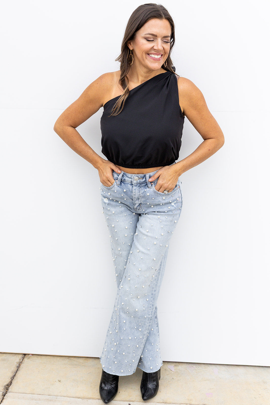 Simple Satin One Shoulder top - Black
