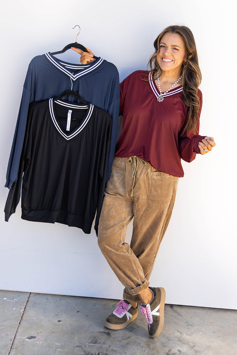 QUICK DRY V-NECK : Navy * FINAL SALE