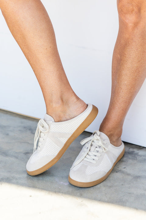 Mia Baron Slip on sneaker - Beige