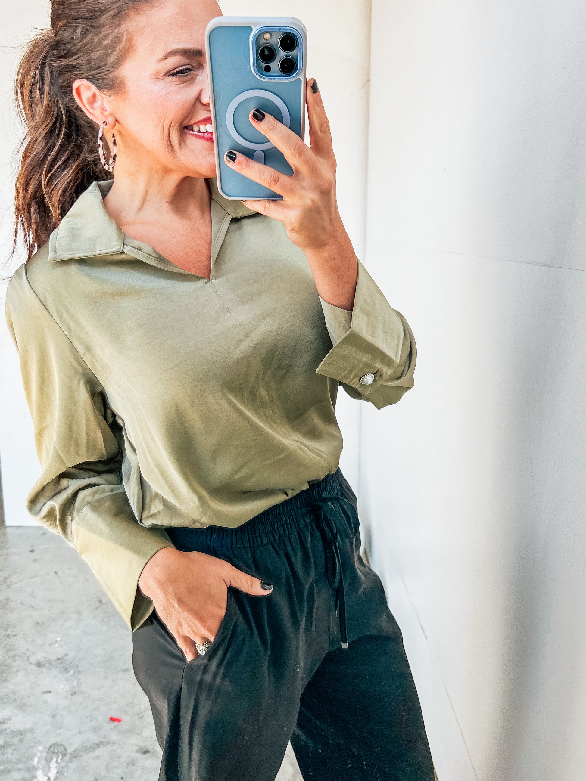 Seeking Closure Blouse - Olive