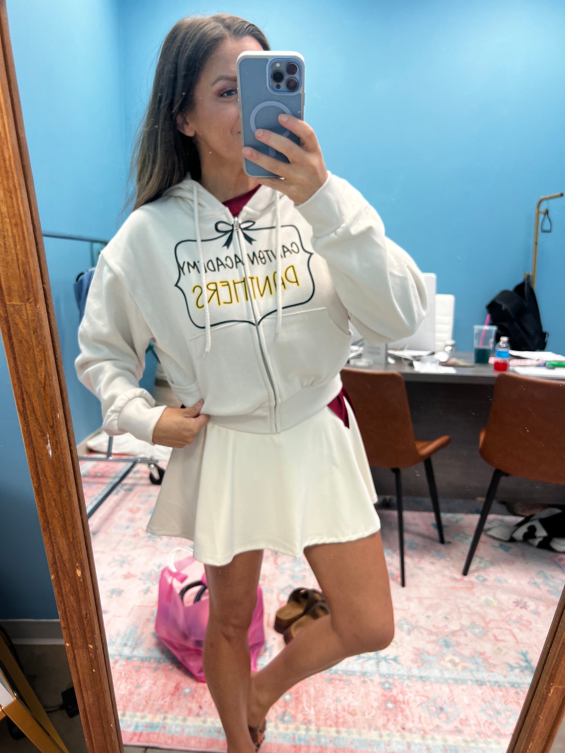 Off Duty - Beige