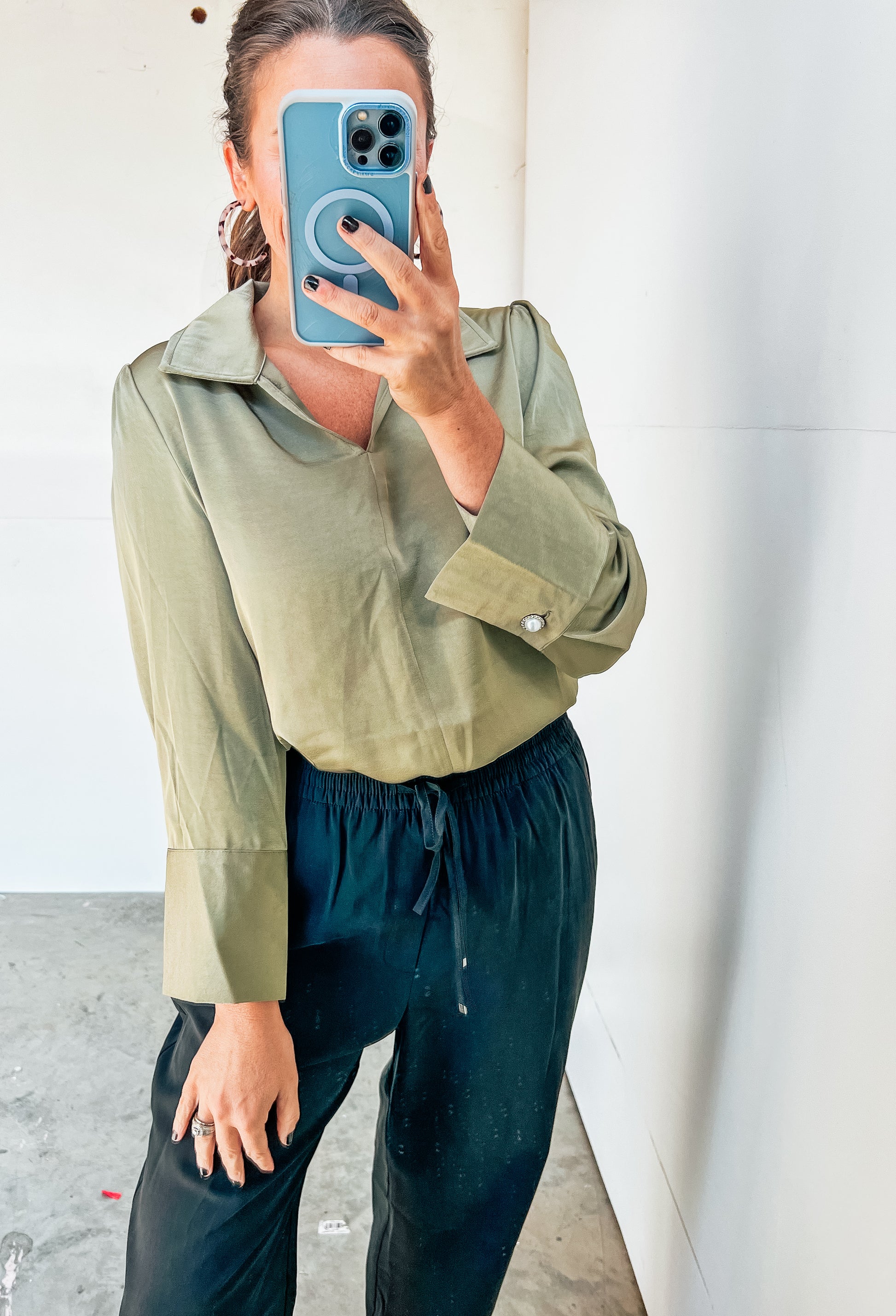 Seeking Closure Blouse - Olive
