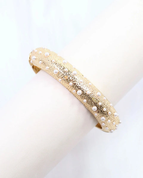 Denise Textured Bracelet Pearls