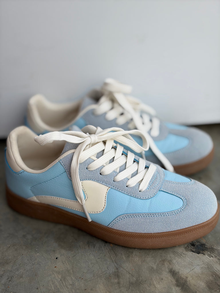 Skyway Sneaker - Powder Blue