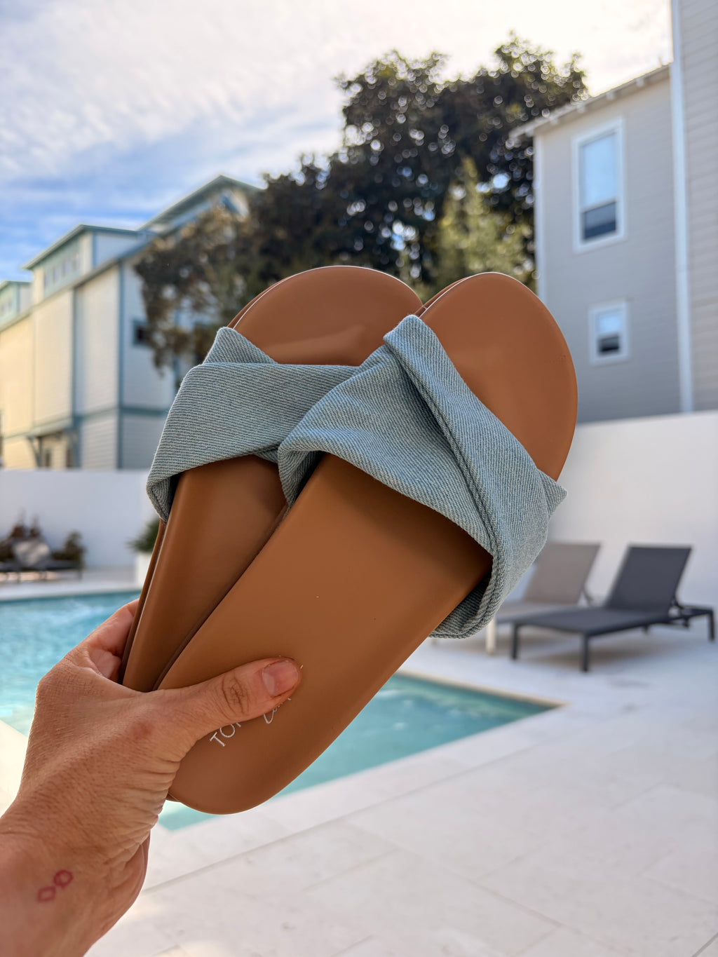 Salt Air Slide - Blue